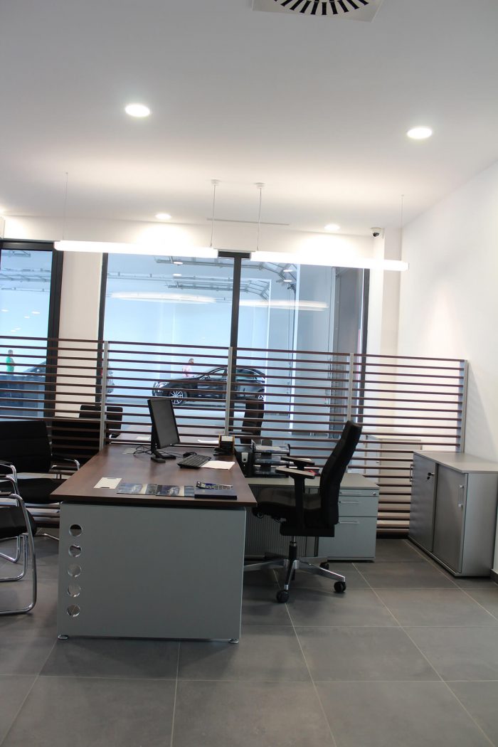 Albaelettrica - Mercedez Benz Albania Photo 20